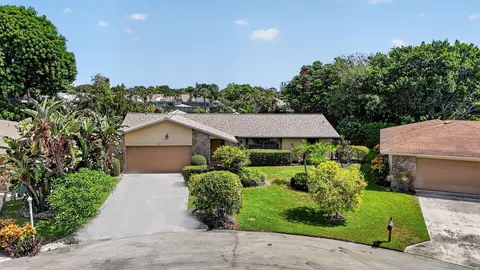 999 NW 23rd Ln, Delray Beach, FL 33445