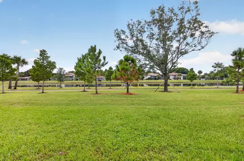 5810 Areca Palm #B, Delray Beach, FL 33484
