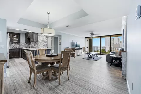 5600 N Flagler Dr #1105, West Palm Beach, FL 33407