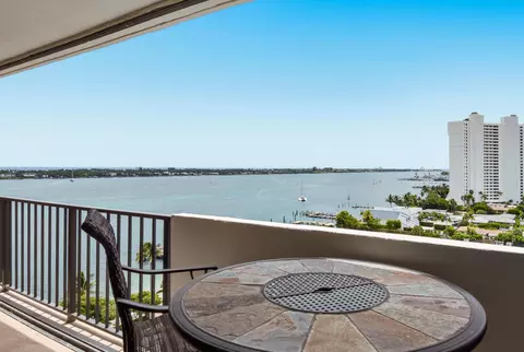5600 N Flagler Dr #1105, West Palm Beach, FL 33407