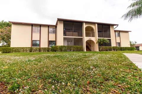 4987 Sable Pine Cir #D2, West Palm Beach, FL 33417