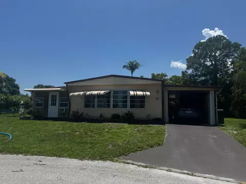 6165 N Joshua Ln, Lantana, FL 33462