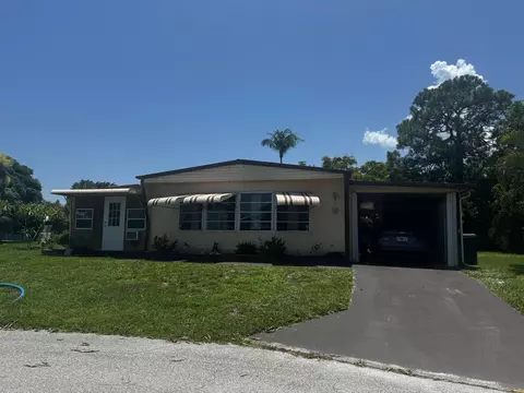 6165 N Joshua Ln, Lantana, FL 33462