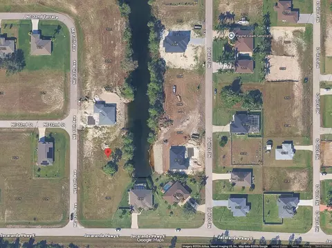 3135 NE 13th Ave, Cape Coral, FL 33909