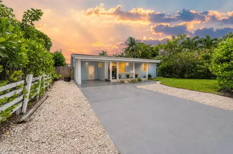 5296 NE 2nd Ter, Oakland Park, FL 33334