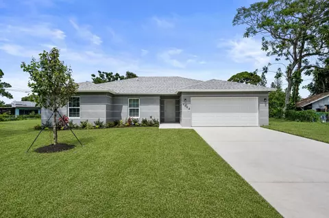 7002 Paso Robles Blvd, Fort Pierce, FL 34951