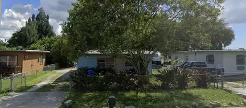 3310 Thomas St, Fort Myers, FL 33916