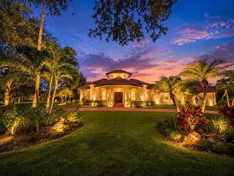 4051 E Ridgeview Dr, Davie, FL 33330