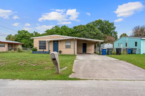 1810 N 16th Ct, Fort Pierce, FL 34950