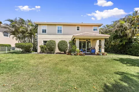 Exterior - 1428 SE Summit Trl, Stuart, FL 34997 photo 5 of 7
