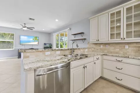 Kitchen - 1428 SE Summit Trl, Stuart, FL 34997 photo 3 of 3