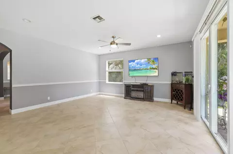 Living - 1428 SE Summit Trl, Stuart, FL 34997 photo 1 of 3