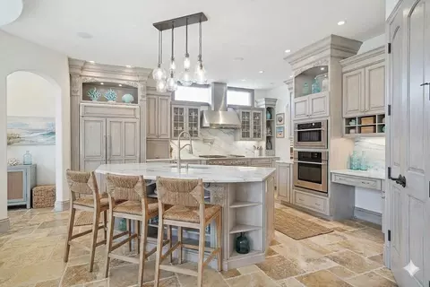 Kitchen - 4930 NE 27th Ter, Lighthouse Point, FL 33064 photo 1 of 3