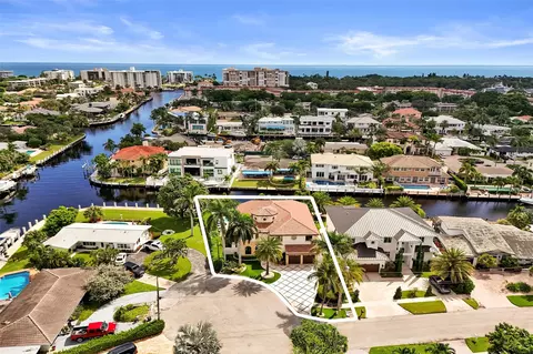 View/Area - 4930 NE 27th Ter, Lighthouse Point, FL 33064 photo 4 of 7