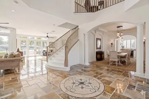 Entry Way - 4930 NE 27th Ter, Lighthouse Point, FL 33064 photo 3 of 5
