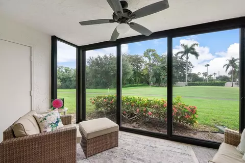 5055 Oak Hill Ln #213, Delray Beach, FL 33484