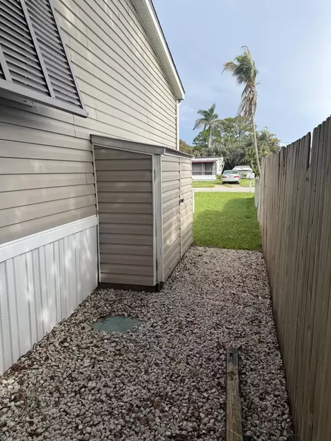 2802 SE Janet St, Stuart, FL 34997 photo 22