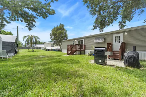 2802 SE Janet St, Stuart, FL 34997 photo 21