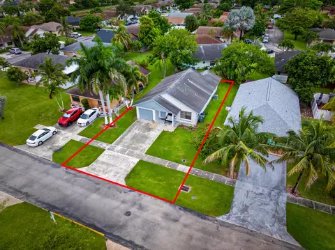1442 Summit Run Cir, West Palm Beach, FL 33415