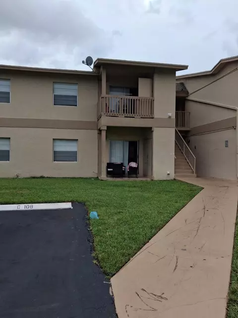 1798 Abbey Rd #105, West Palm Beach, FL 33415