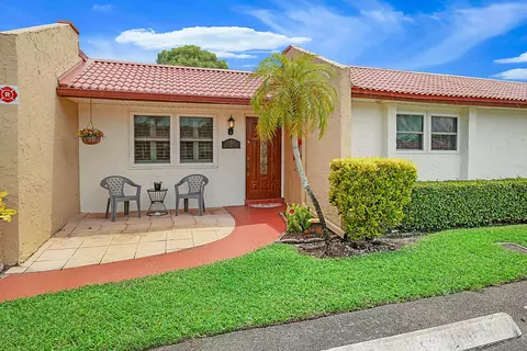 152 Lake Anne Dr #152, West Palm Beach, FL 33411