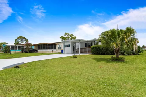 2659 SW Monarch Trl, Stuart, FL 34997 photo 2