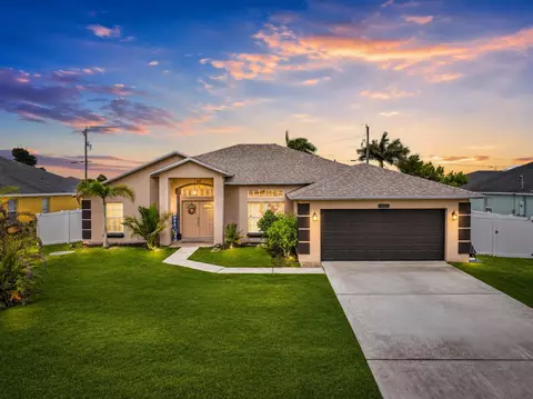 1929 SW Breezeway St, Port Saint Lucie, FL 34987