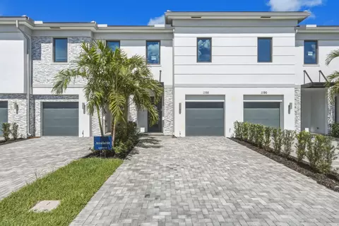1198 National St, Wellington, FL 33414