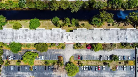 3900 NW 76th Ave #212, Sunrise, FL 33351
