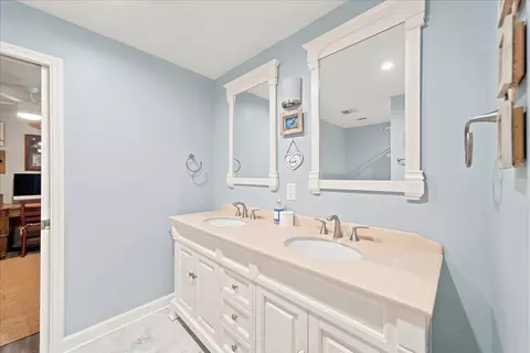 Bath - 1740 Vally Rd, Grant Valkaria, FL 32950 photo 3 of 4