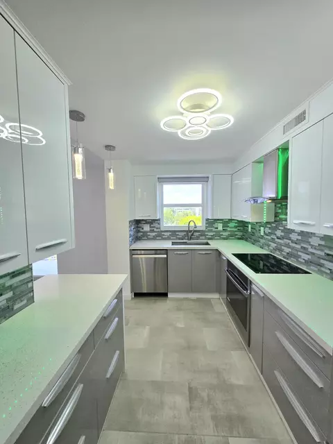 137 Golden Isles Dr #414, Hallandale Beach, FL 33009