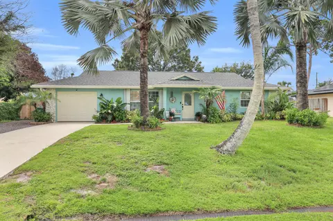 226 SE Walsh Ter, Port Saint Lucie, FL 34983