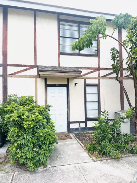 5145 Breckenridge Pl #30, West Palm Beach, FL 33417