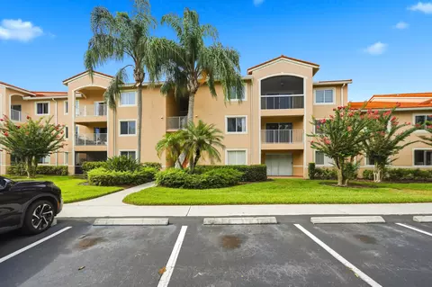 1640 N 42nd Cir #209, Vero Beach, FL 32967