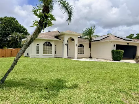 1978 SW Hillman St, Port Saint Lucie, FL 34953