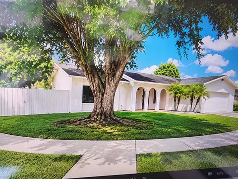 7450 SW 130th Ave, Miami, FL 33183