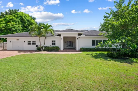 3206 Leigh Rd, Pompano Beach, FL 33062