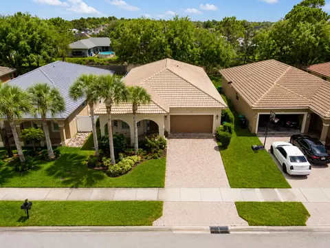 1804 SW Jamesport Dr, Port Saint Lucie, FL 34953