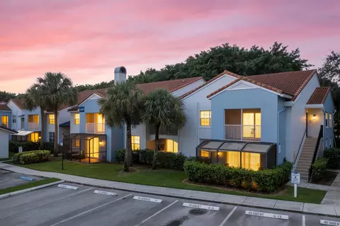 3237 Clint Moore Rd #108, Boca Raton, FL 33496