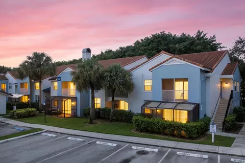 3237 Clint Moore Rd #108, Boca Raton, FL 33496