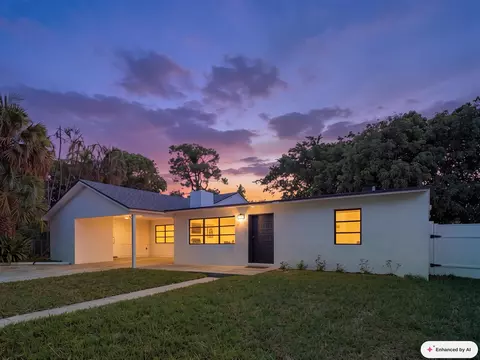 6700 Forest Ct, West Palm Beach, FL 33405