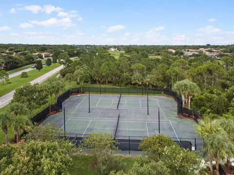 View/Area - 5495 SE Graham Dr, Stuart, FL 34997 photo 2 of 4