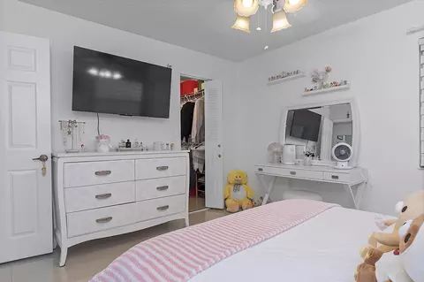Other - 761 Greenbriar Ave, Davie, FL 33325 photo 8 of 10