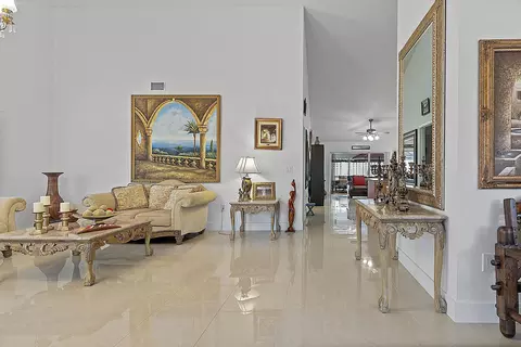 Entry Way - 761 Greenbriar Ave, Davie, FL 33325 photo 1 of 2