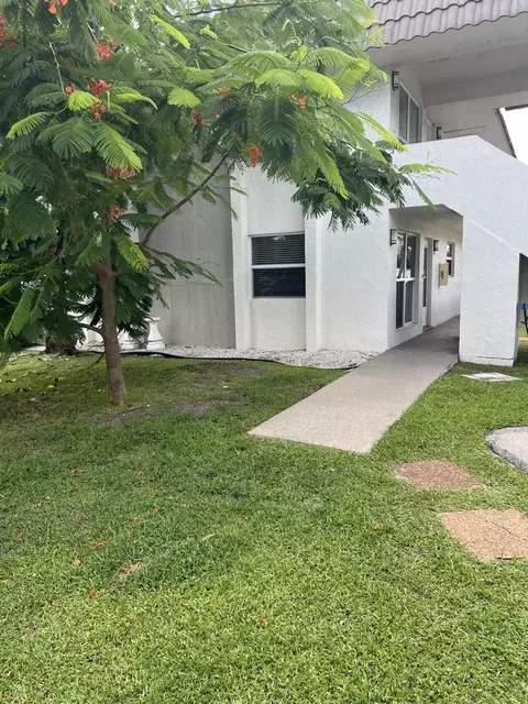 55 SE 14th St #1010, Boca Raton, FL 33432