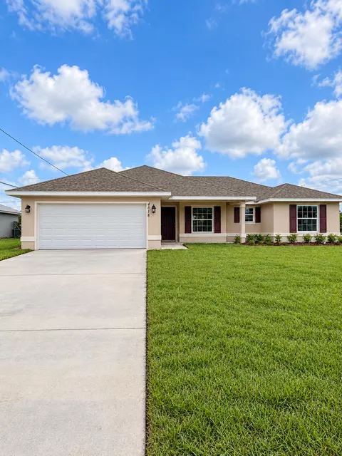 4618 SW Leeward St, Port Saint Lucie, FL 34953