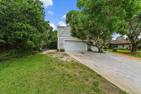 4126 SW Belshaw St, Port Saint Lucie, FL 34953