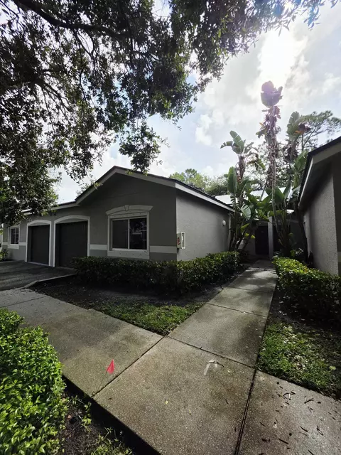 260 Crestwood Cir #102, Royal Palm Beach, FL 33411