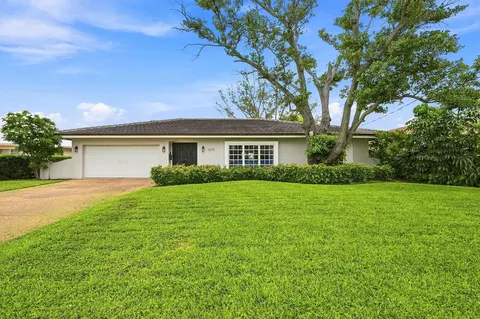 3315 NE 42nd Ct, Fort Lauderdale, FL 33308