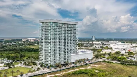 2000 Metropica Way #2607, Sunrise, FL 33323